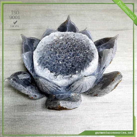 Lotus sculpté en pierre d'agate de cristal